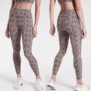 Athleta Ultimate Snake Stash Pocket 7/8 Tight Brown/Grey Size Small
